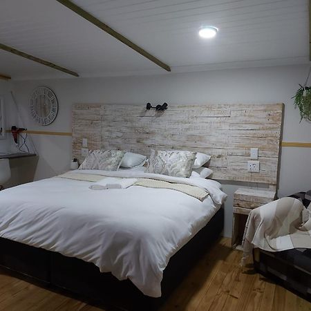 Villa Mariss Guesthouse Kraaifontein 외부 사진